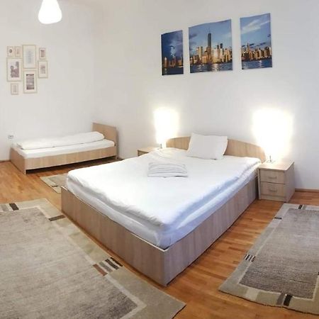 Fabini Apartments Mediaş Eksteriør billede
