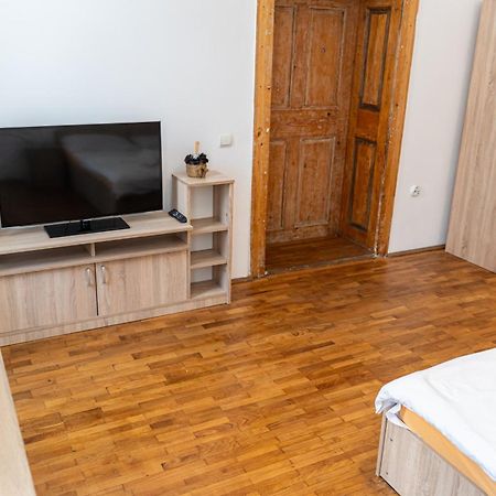 Fabini Apartments Mediaş Eksteriør billede