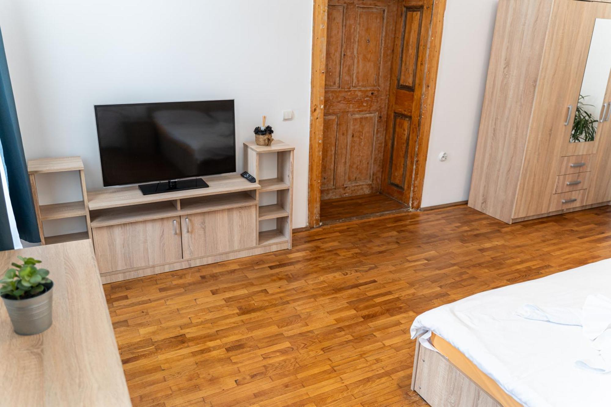 Fabini Apartments Mediaş Eksteriør billede
