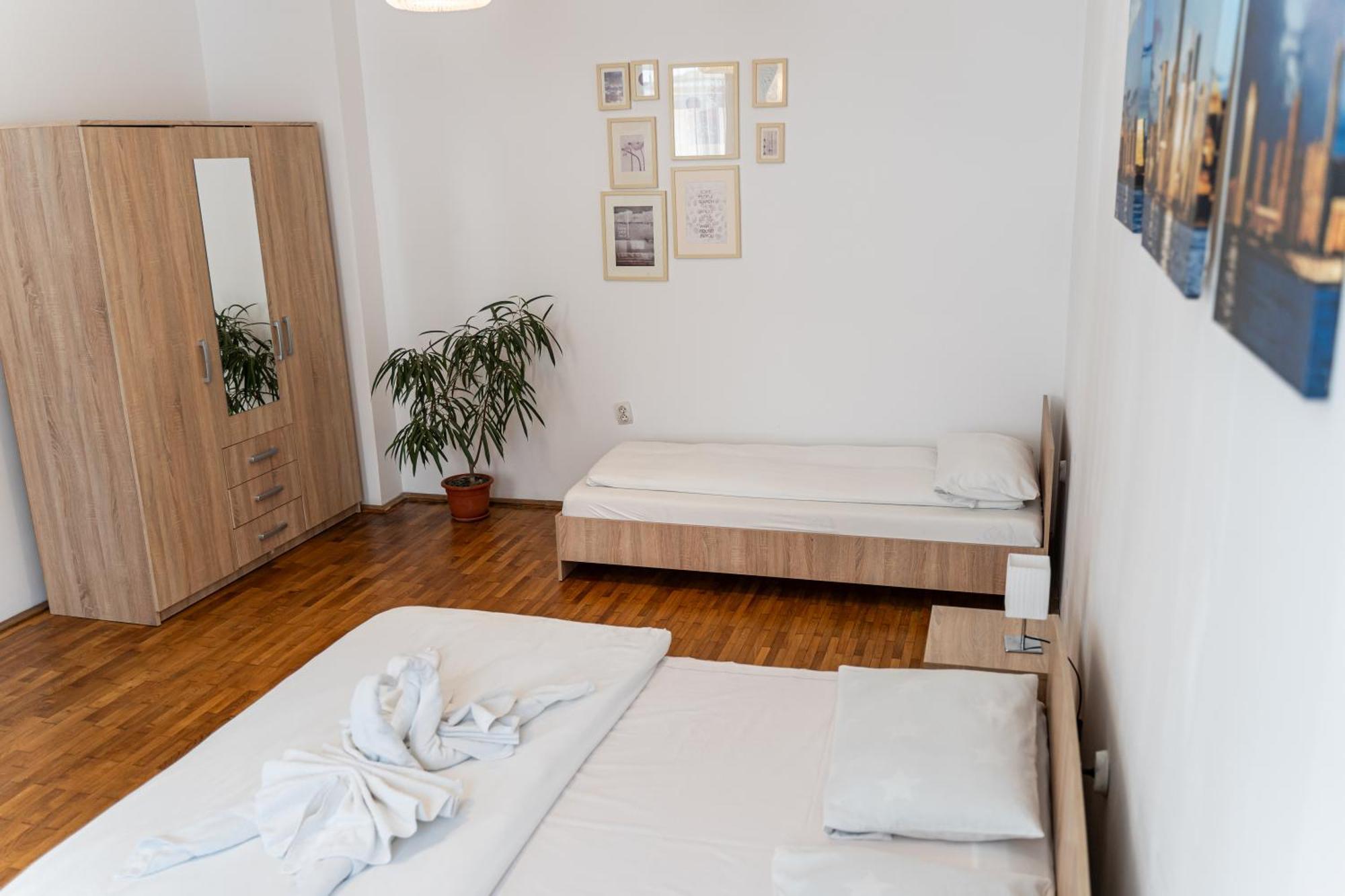 Fabini Apartments Mediaş Eksteriør billede