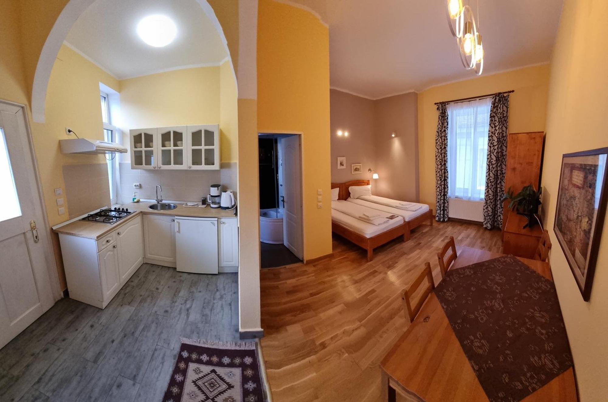 Fabini Apartments Mediaş Eksteriør billede